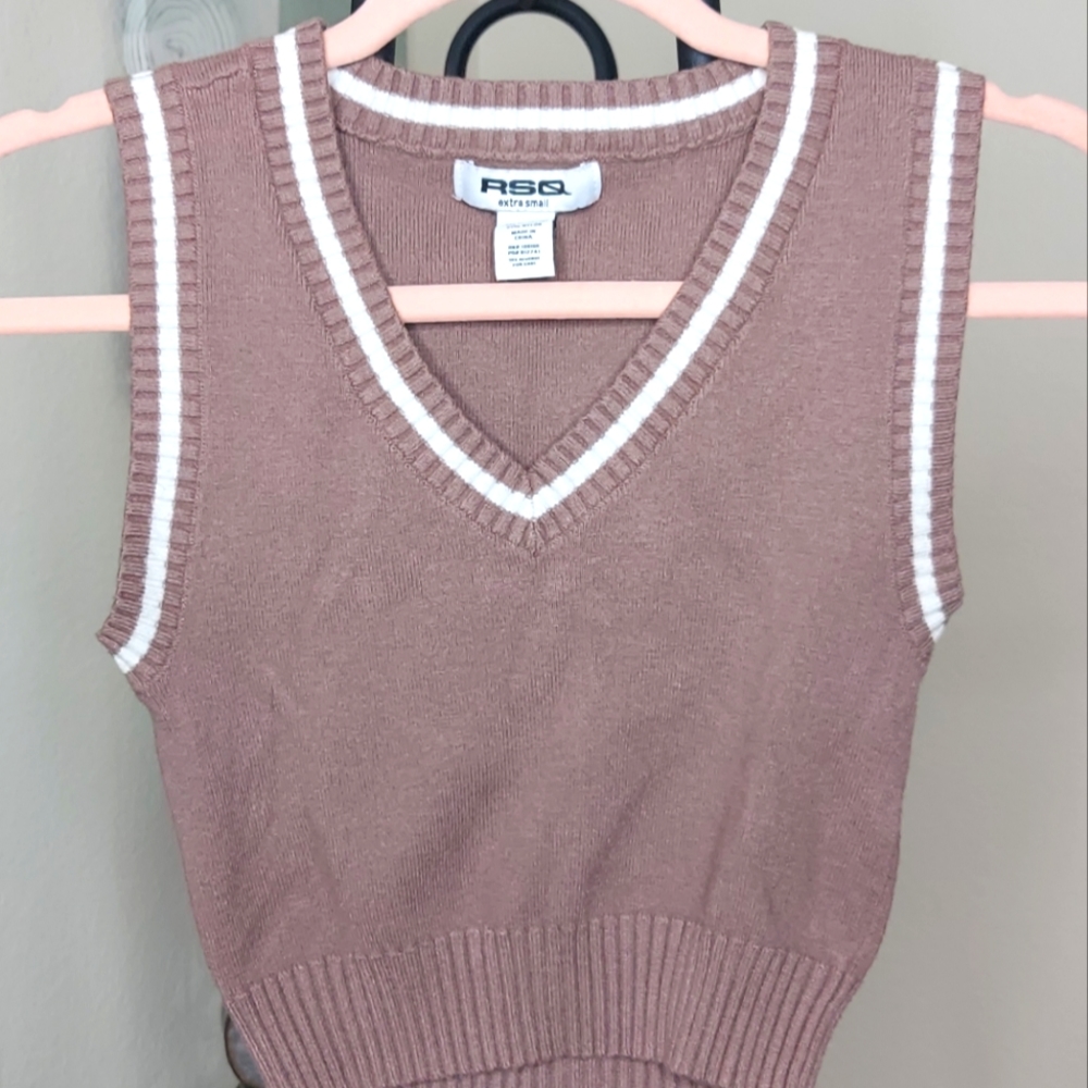 Tilly's Cropped Sweater Vest